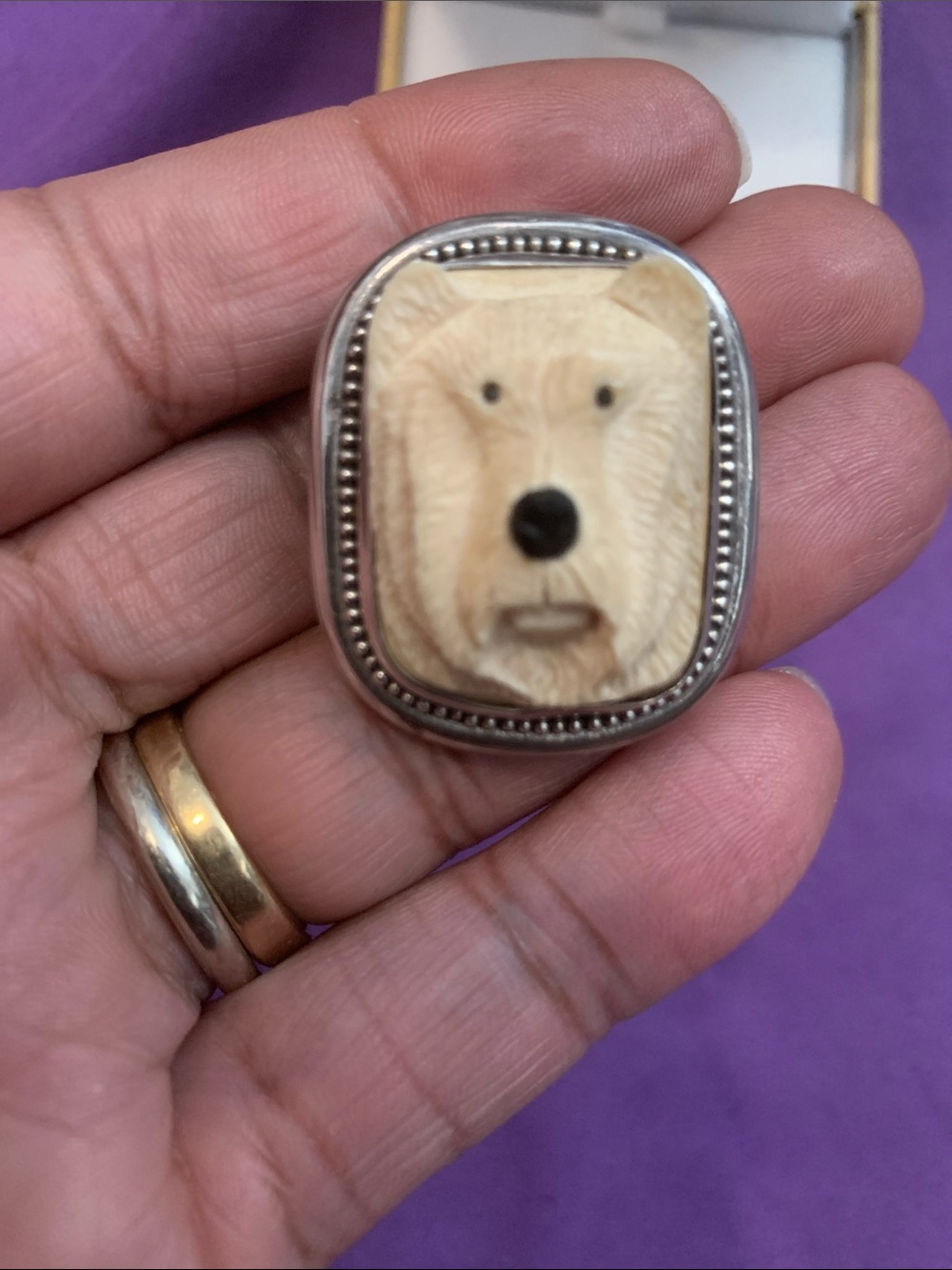 Vintage Korite 925 Mammoth Carved Polar Bear Brooch/Pendant - Picture 2 of 6
